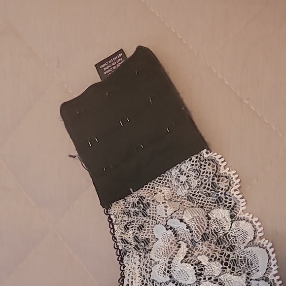 Victoria Secret Bra - Picture 2 of 8